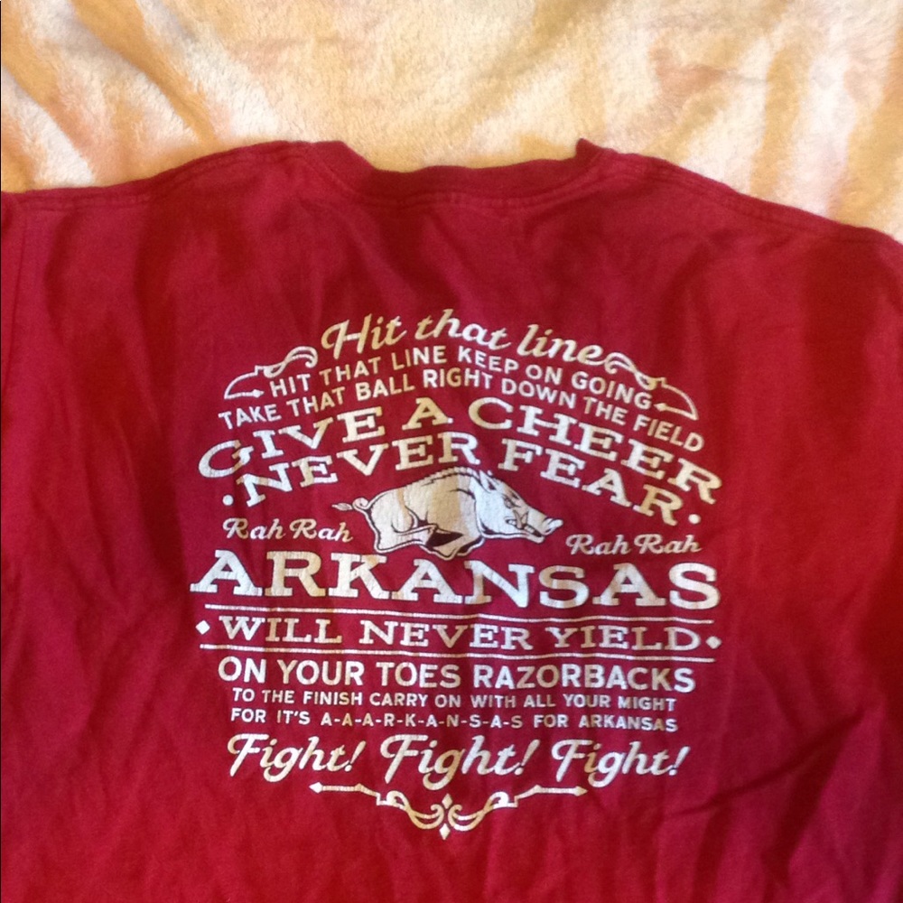 Red razorback tee - Picture 2 of 2